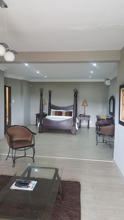 Fa'Trez Guest House & Spa Pretoria Bagian luar foto